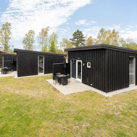 Serafina - 200m From The Sea By Interhome